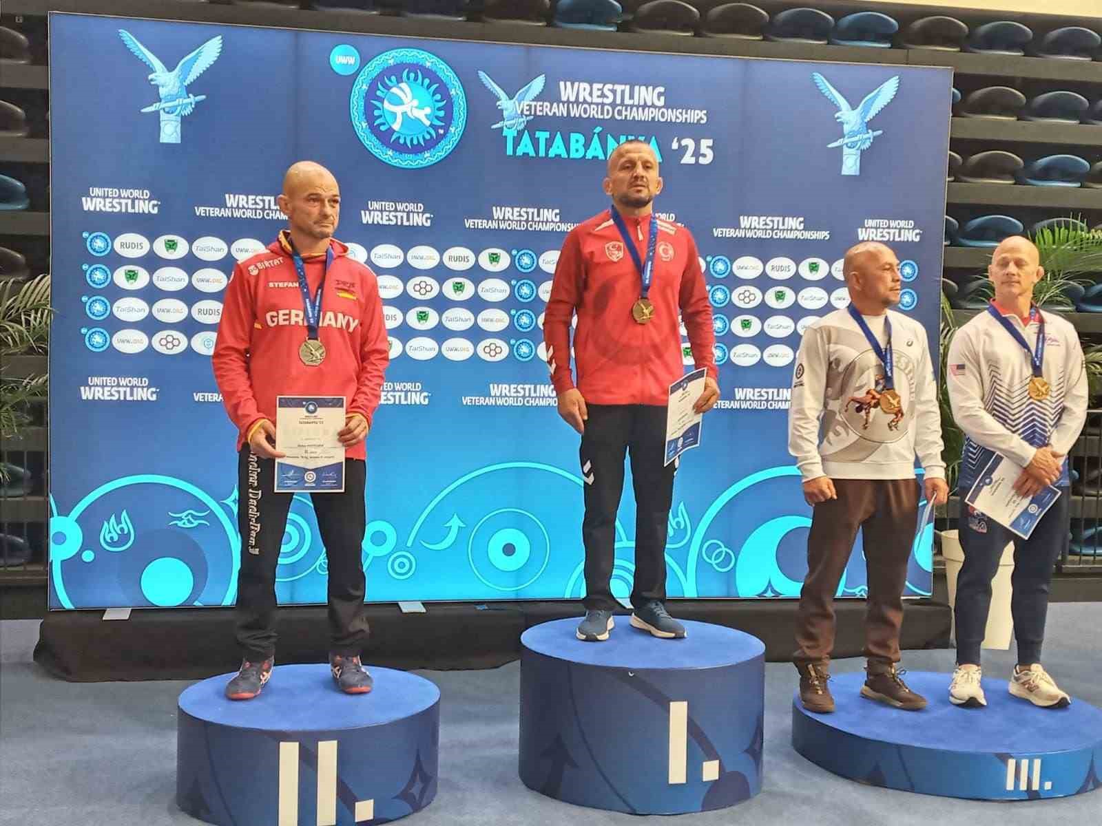 Veteranlar Dünya Şampiyonası’nda serbest stilde Türkiye 5 madalya kazandı