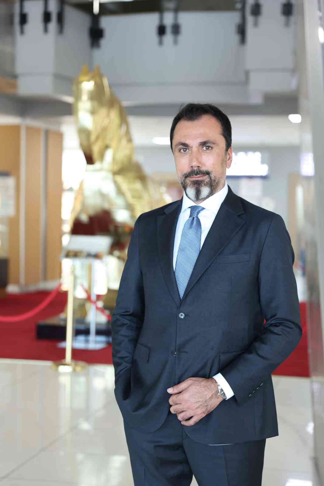 Ons altın 4 bin dolar yolunda: Uzmanlar yükselişin süreceğini söylüyor