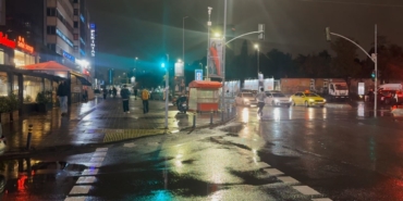 İstanbul’da depremi hisseden vatandaşlar sokağa döküldü