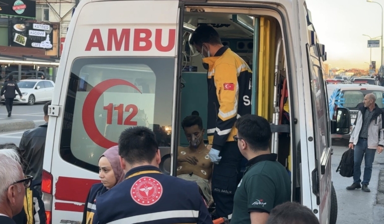 Ümraniye’de depo yangını: Bir işçi dumandan etkilendi