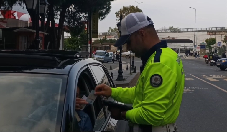 Tekirdağ’da muayenesiz ve cam filmli araçlara ceza