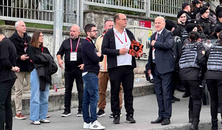 UEFA heyeti, derbide UEFA Avrupa finali provasını yapacak