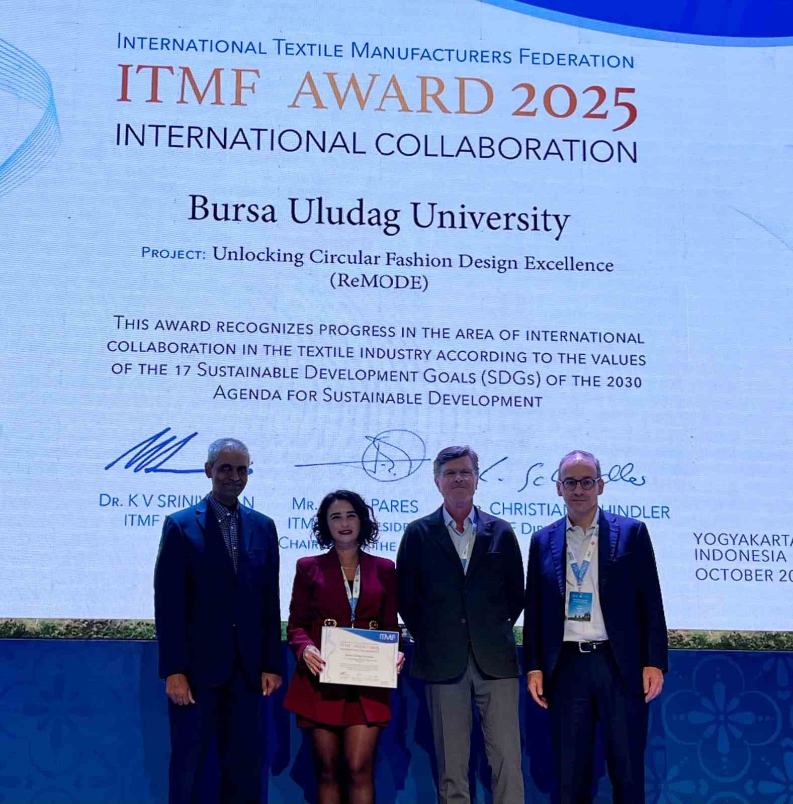 BUÜ’lü akademisyene büyük ödül