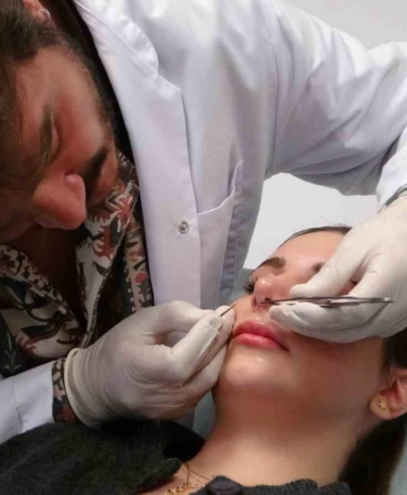 Tuzla Devlet Hastanesi’nde yapay zekâ destekli estetik cerrahi dönemi başladı