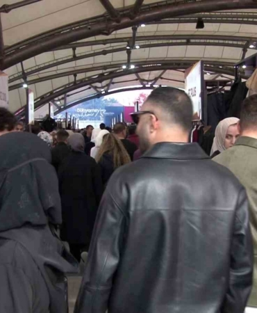 Modanın kalbi Merter’de atıyor: Merter Giyim Festivali 5. kez kapılarını açtı