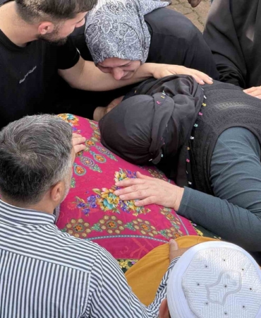 Yangında hayatını kaybedenlere son veda