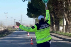 Sakarya’da abartı egzoz denetimleri: 25 araç trafikten men edildi