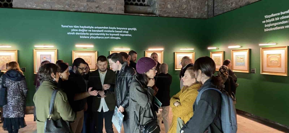 Beyoğlu’nda "Rumeli’de Kaybolan Osmanlı İzleri" minyatür sergisi sanatseverlerle buluştu