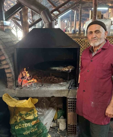 Bin yıllık yemek kültürünü 400 yıllık hana taşıdılar