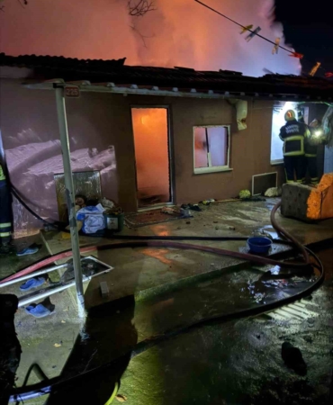 Edirne’de yaşlı kadının evi alevlere teslim oldu