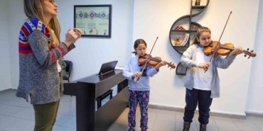 Ümraniye Müzik Akademisi eğitimlerine aralıksız devam ediyor