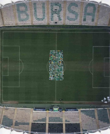 Timsah Arena’da 300 koleksiyonluk formayla dev koreografi