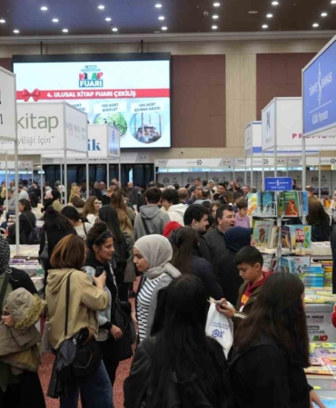 Bahçelievler Kitap Fuarı’nı 1,5 milyon kitapsever ziyaret etti