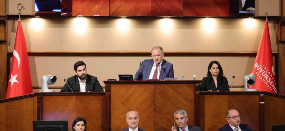 İBB Meclisi’nde çöpe atılan İSBİKE bisikletleri gerginliği