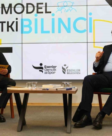 Esenler Belediyesi tarafından "Rol Model ve Etki Bilinci" atölyesi düzenlendi