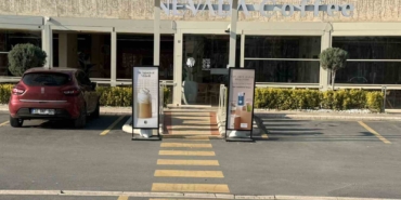 Yemek programının şampiyonuna ait hamburgerci kurşunlandı: Haraç istendiği iddia edildi