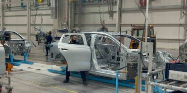 Otomotiv sektörü Avrupa’da gaza bastı