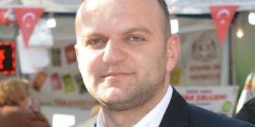 Böbrek ameliyatı sonrası hayatını kaybeden Ekrem Şarlı’nın ölümü ile ilgili Adli Tıp hastaneyi sorumlu tuttu