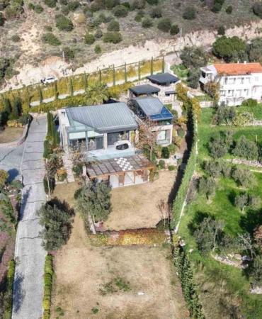 Fenerbahçe Başkanı Sadettin Saran’ın gözaltına alınan villasının bekçisi serbest bırakıldı