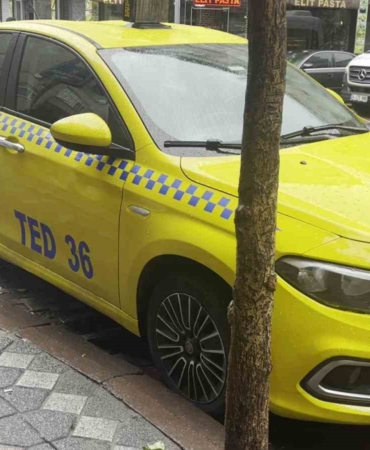 Zeytinburnu’nda taksici bıçaklanarak öldürüldü