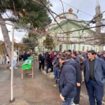 Ters yönde gelen aracın çarpmasıyla hayatını kaybeden 2 kişi son yolculuğuna uğurlandı