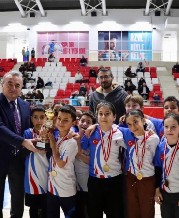 Bilecik’te okul sporları ve geleneksel çocuk oyunları finalleri tamamlandı