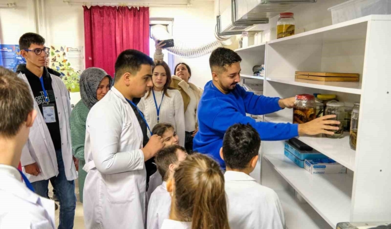 Özel eğitim öğrencileri BŞEÜ’ de bilimle buluştu