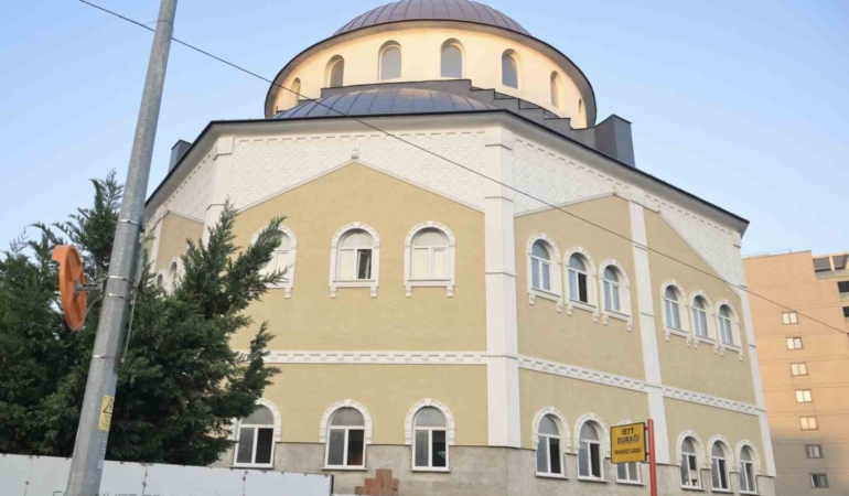 Esenyurt’ta yarım kalan ibadethaneler tamamlanıyor