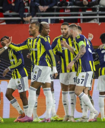 UEFA Avrupa Ligi: Brann: 0 - Fenerbahçe: 3 (İlk yarı)