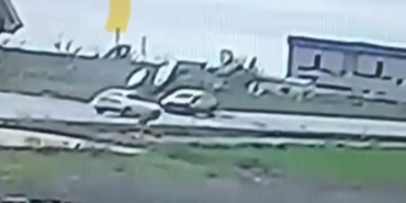 Edirne’de çarpışan aracın defalarca takla attığı kaza kamerada