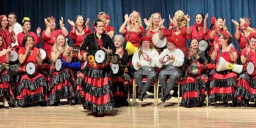 Engelli bireyler, darbuka ritim grubunun konseriyle eğlendi