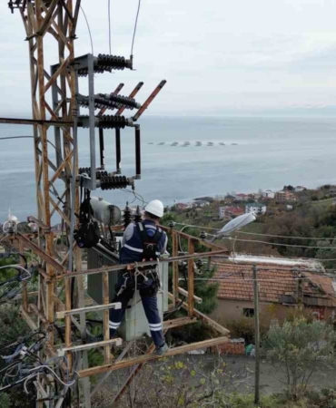 Çoruh EDAŞ, yetkisiz müdahaleler nedeniyle 10 ayda bin 469 kesinti yaşandığını açıkladı