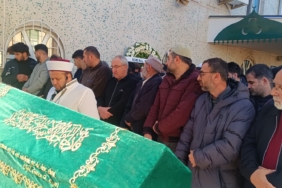 Sultanbeyli’de motor kazasında hayatını kaybeden 3 çocuk babası son yolculuğuna uğurlandı