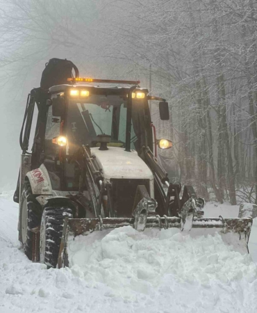 Kocaeli’de yüksek kesimlerde kesintisiz kış mesaisi başladı
