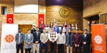 Bursa’da uluslararası öğrencilere "Medya İletişim ve Kamu Diplomasisi" söyleşisi