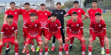 Körfez Gençlerbirliği U18 takımı liderliğini sürdürdü