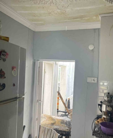 Osmaneli’de ev yangını: Eşyalar kullanılamaz hale geldi