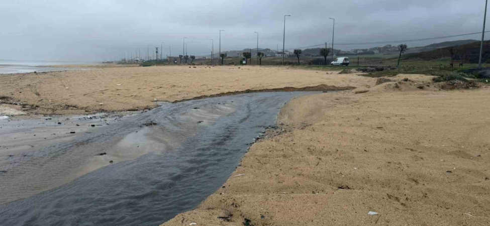 İSKİ’nin Karaburun Tesisi’nde tepki çeken görüntü: Atık su denize boşaltılıyor