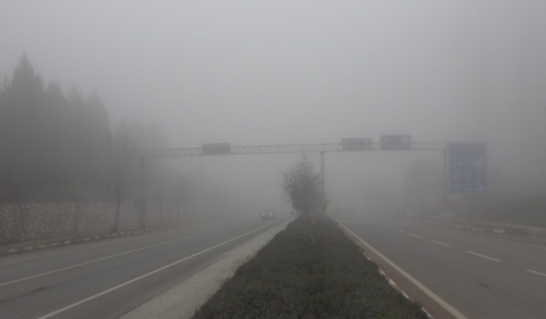 Bilecik sis altında