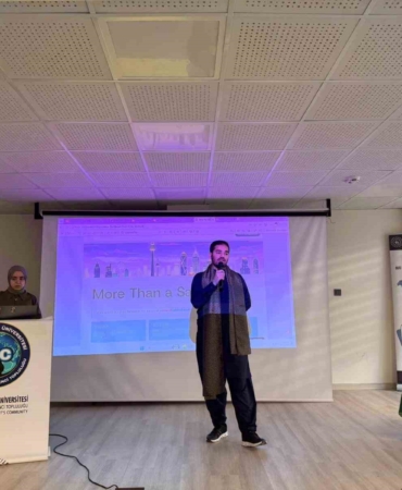 Bursa’da Meslek Lisesinde Dünya Seninle Konuşuyor etkinliği