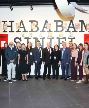 "Çocukluktan Sınıfa, Sınıftan Hayata Rıfat Ilgaz Sempozyumu" başladı