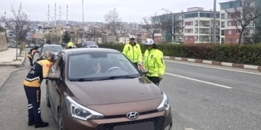 Bilecik’te ambulansa yol ver uyarısı