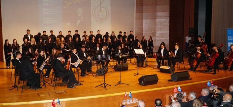 Zeki Müren’in 94’üncü doğum gününde unutulmadı