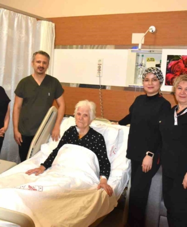 Çanakkale’de 90 yaşındaki hasta Koroner By-Pass ameliyatıyla hayata tutundu