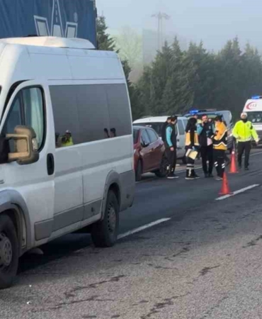 Edirne’de 10 araçlı zincirleme kaza: 5 yaralı