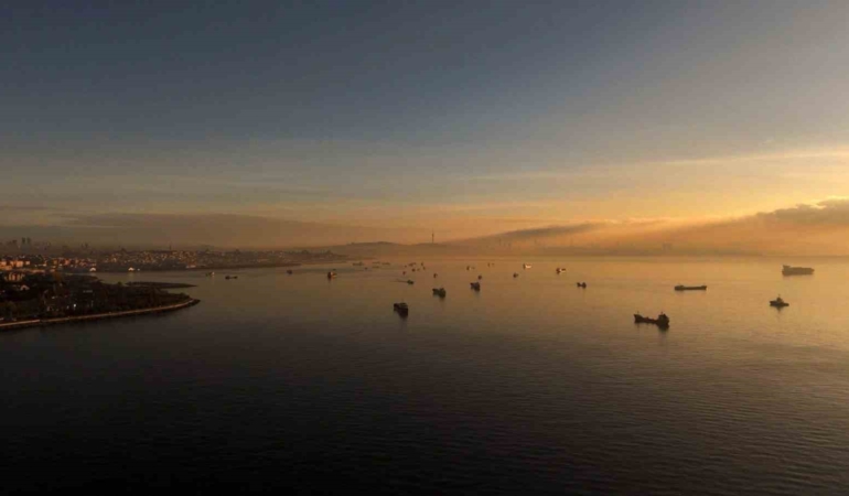 İstanbul’a çöken pus ve hava kirliliği dron ile görüntülendi