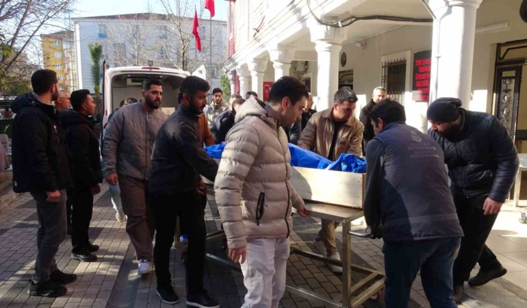 Sultanbeyli’de motosiklet kazası: 3 çocuk babası hayatını kaybetti