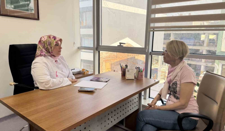 Asansörde okuduğu pano sonrası tarama yaptırdı: Meme kanseri 2’nci evrede tedavi edildi