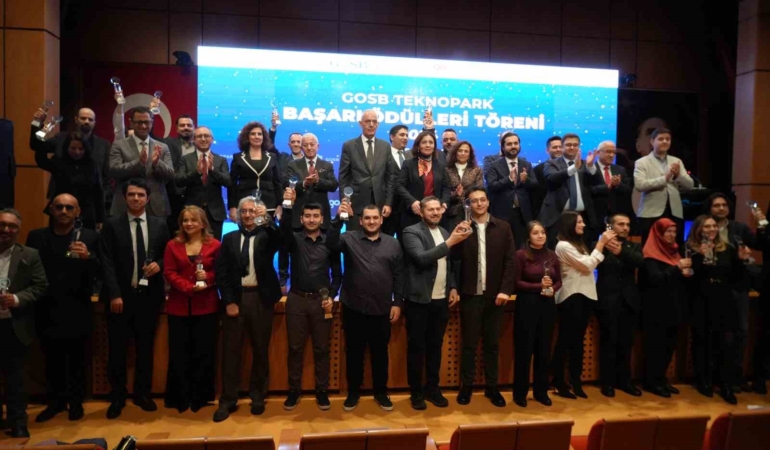 GOSB Teknopark’ta Ar-Ge ve inovasyonun başarıları ödüllendirildi