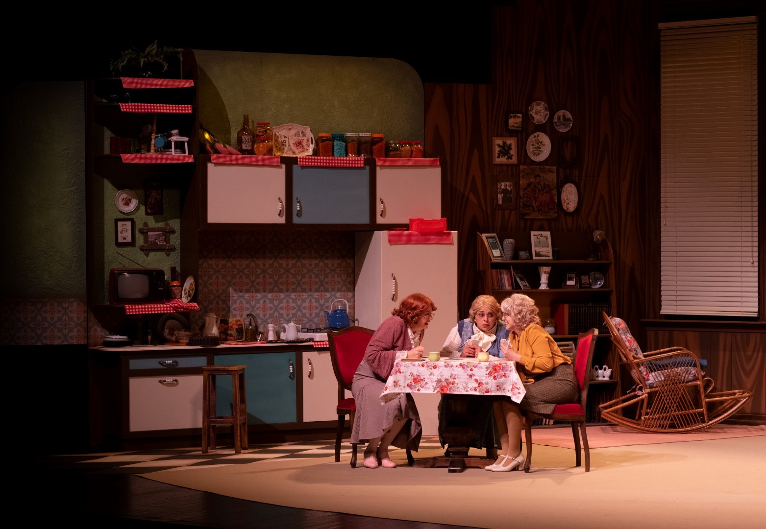 Kocaeli Şehir Tiyatroları "Üç Jokerli Konken" oyunuyla Berlin’de sahne alacak